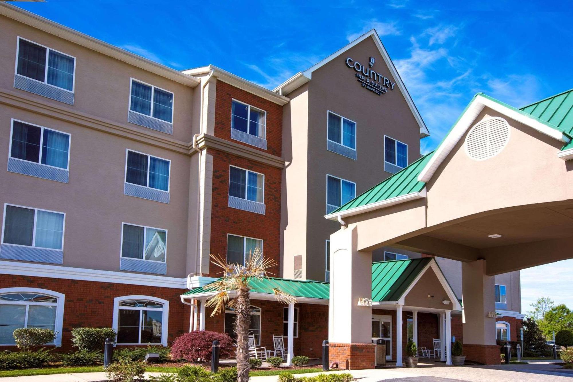 Country Inn & Suites By Radisson, Wilson, Nc Bagian luar foto